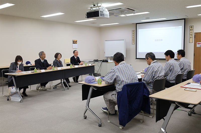 福井大学意見交換風景